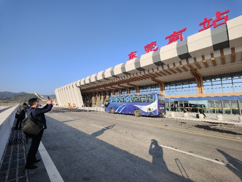 蛇口口岸深圳站包车接送